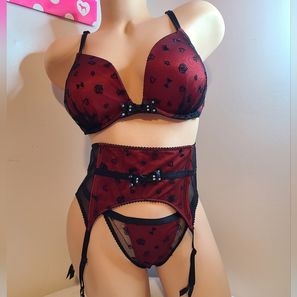 Rare Y2K Victoria's Secret Very Sexy 3pc Bra/ Panty/ Garter Set Size 36D/med - Picture 2 of 9